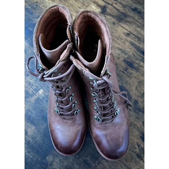 KORK-EASE Disna Boots Size 9.5 / Like New - Picture 3 of 6